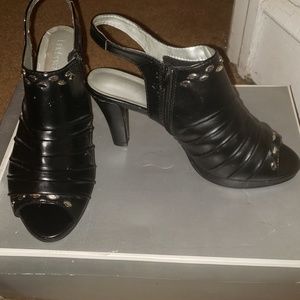 Size 11w Slingback Peeptoe sandal with heel